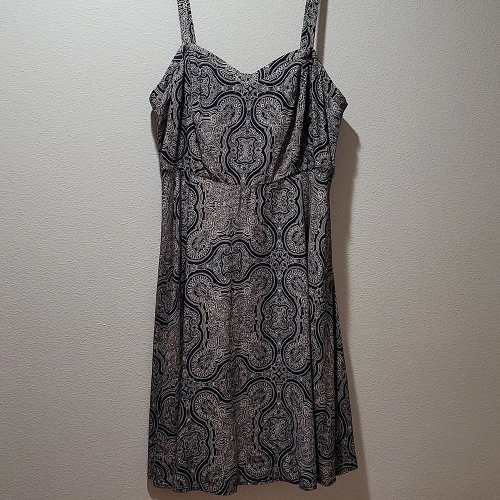 TORRID M/L PAISLEY MIDI CHALLIS TANK DRESS BLUE BANDANA PRINT MINIMALIST SIZE 00 - Picture 11 of 11